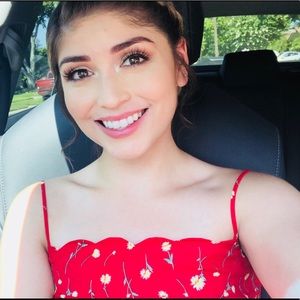 Meet your Posher, Maribel